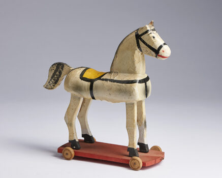 Toy horse